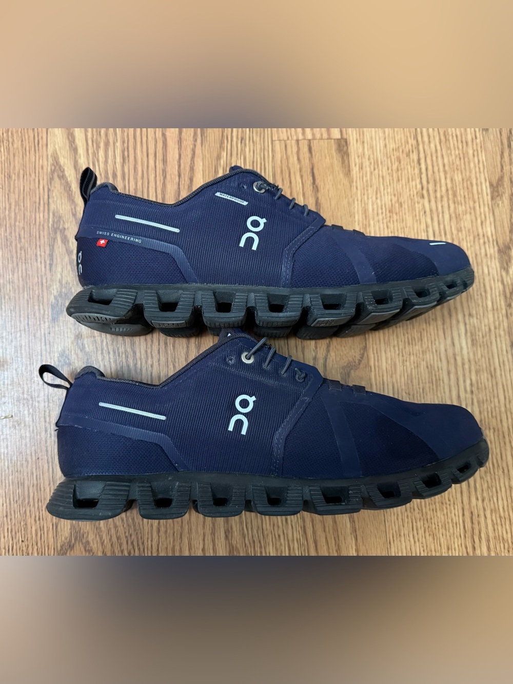 ON RUNNING Cloud 5 Waterproof Navy Ink Men’s Size 10